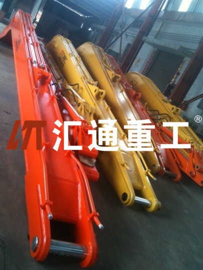 挖掘机改装加长臂.jpg