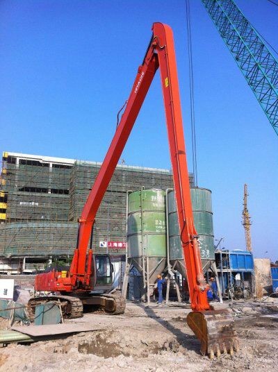 加长臂挖掘机.jpg